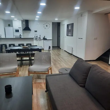 Casa En A 5 Min Playas Nyaraló *